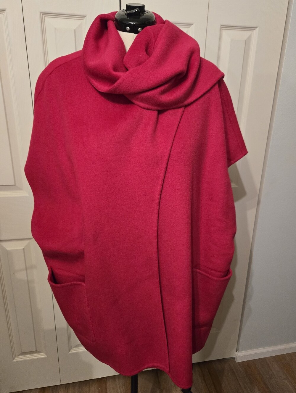 Universal Standard Jacket Size S